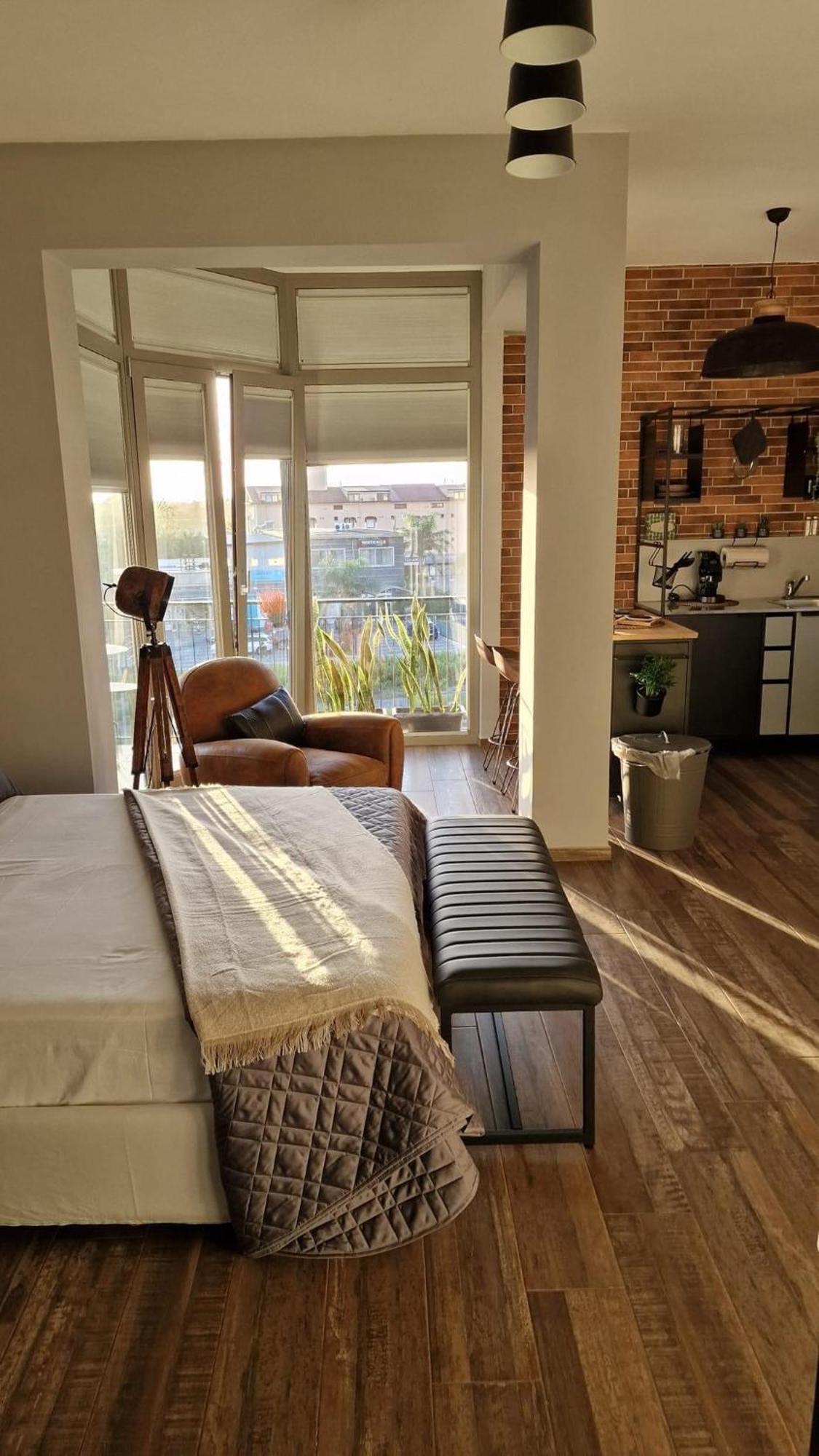 Pi'S Apartments Comfort & Chill San Nicola La Strada Ngoại thất bức ảnh
